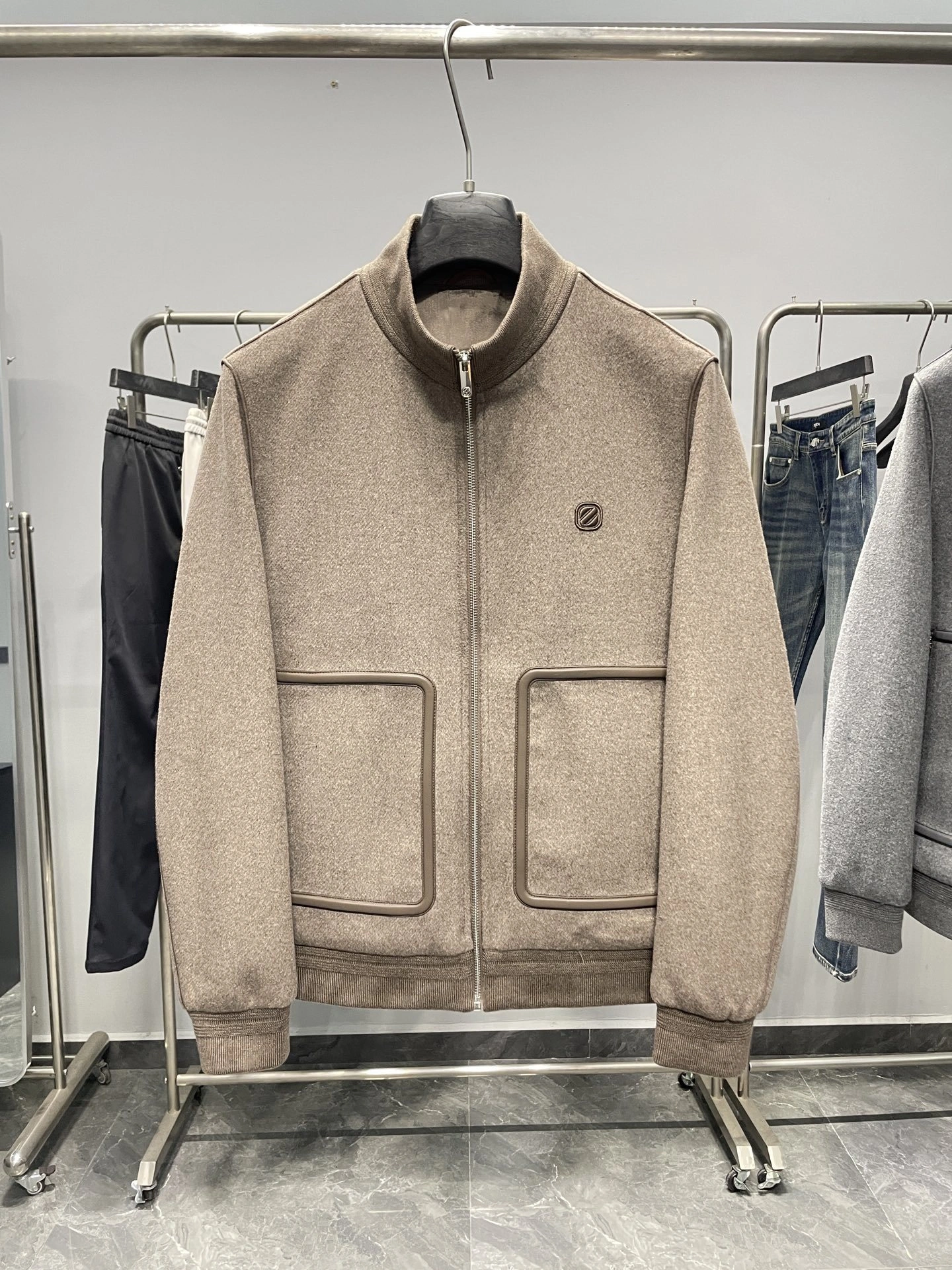 wg.luxury--Other brands wool 3colour item: E-F443J1633-3H